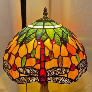 Beautiful Tiffany style table lamp